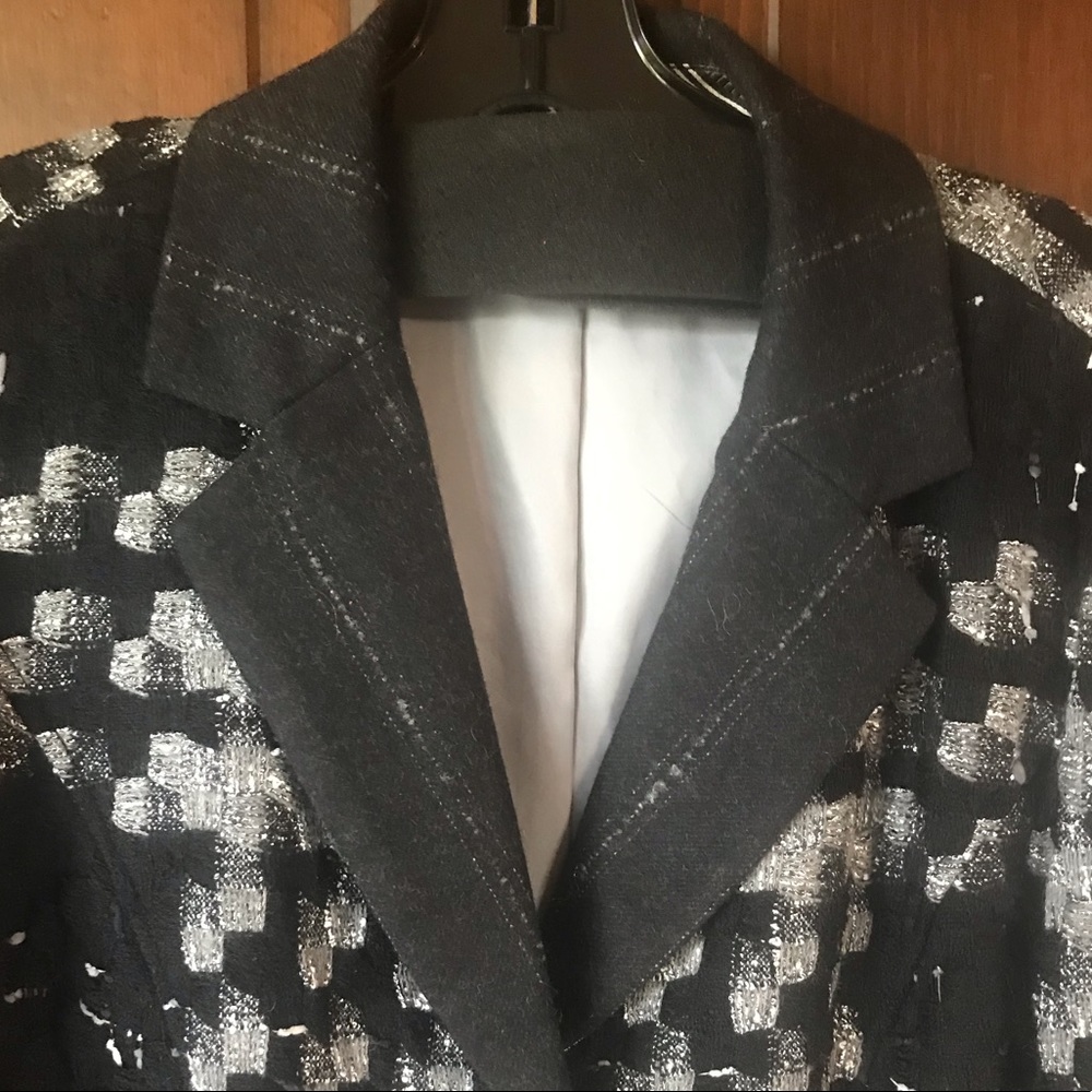 Jacket - Picture 4 of 8
